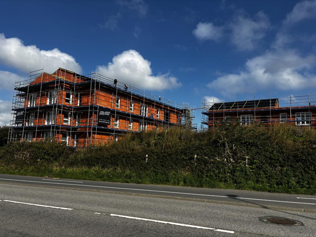 Montage des chafaudages - Agora 